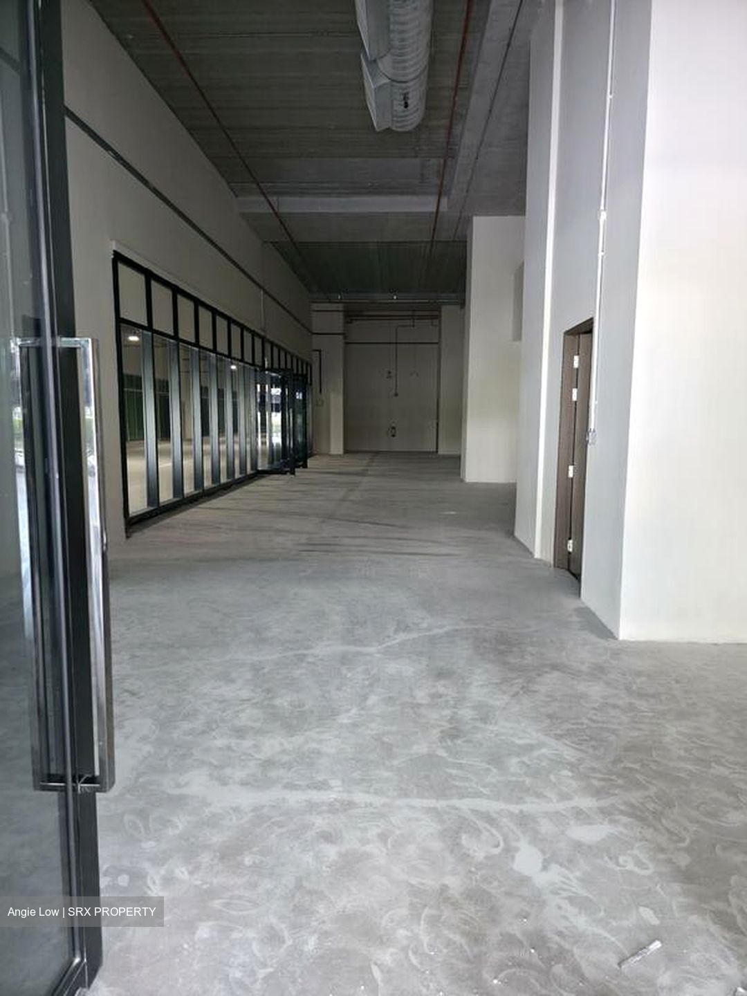 REEBONZ BUILDING (D18), Retail #572095201